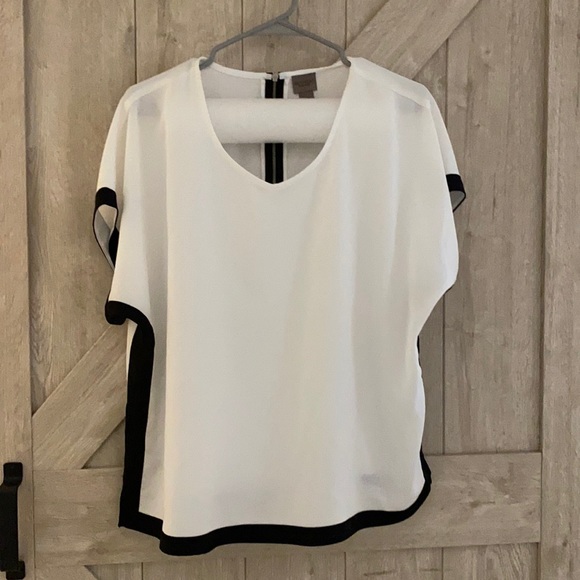 Chico's Tops - Easy wear by Chicos black and white blouse